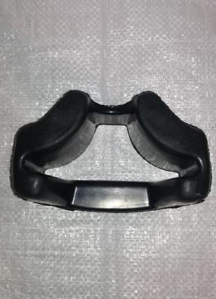 Подушка задньої опори двигуна автомобіля зіл-130