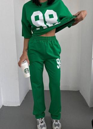 Зеленый костюм "98"