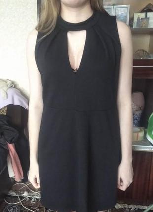 Маленькое черное платье на 48 укр