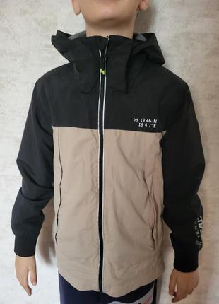 Куртка на мальчика hm 10-11роков
