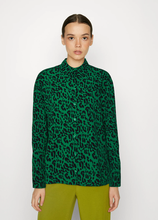 Трендовая рубашка в леопардовый принт р. l
