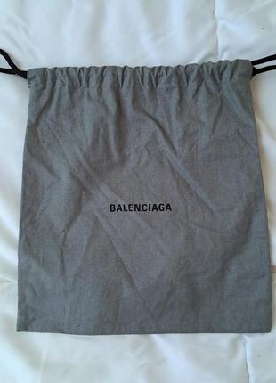 Пыльник мешок мешочек упаковка сумка balenciaga. также в наличии пловики plada louis vuitton miu miu tarin rose tod's zara car shoe