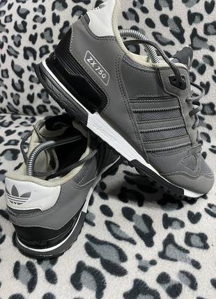 Кросівки чоловічі adidas zx750
