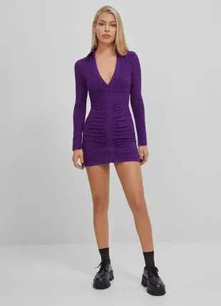 Брендова сукня міні з люрексом фіолетового відтінку тренд від bershka