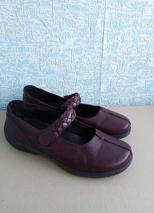 Шикарные кожаные мягкие женские туфли на липучках hotter английская цвет марсала