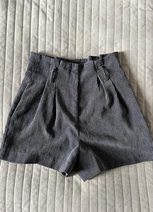 Свободные шорты zara в рубчик