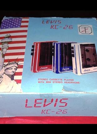 Касетний стерео плеєр з навушниками levis kc-26, 60-х років, рарітет2 фото