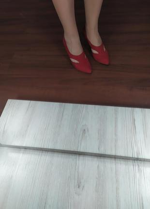 Дуже гарні туфлі