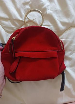 Красный замшевый рюкзак zara