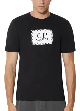 Оригинальная футболка мужская c.p. company label logo t-shirt black 15cmts042a-005100w-888