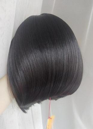 Парик тёмно-каштановый каре с челкой