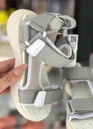 Босоножки сандалии