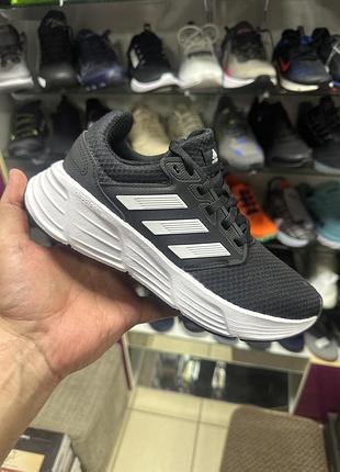 Оригінальні жіночі кросівки adidas galaxy 6