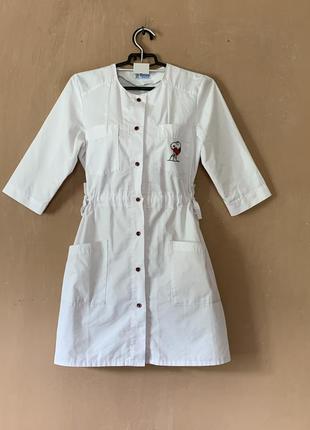 Медицинская одежда медицинского халат размер xs s белоснежная швецкая марка натуральная ткань коттон