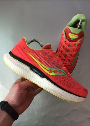 Кроссовки saucony triumph 18 red mutant