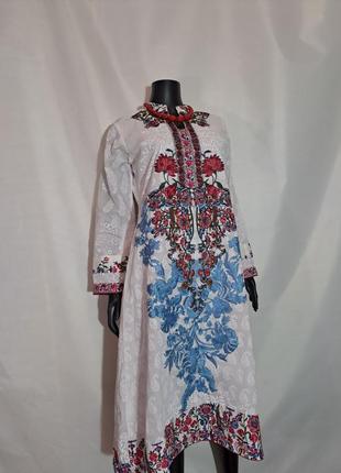 Оригинальное платье вышиванка цветы
