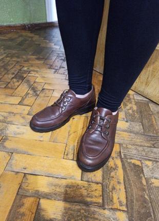 Р. 39-40 унисекс восхитительные кожаные туфли-мешалки броги clarks хорошее состояние стелька 25,5 см