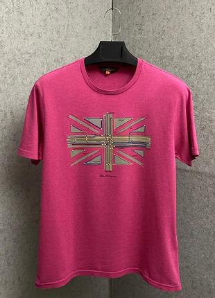 Розовая футболка от бренда ben sherman
