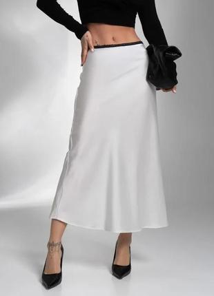 Молочная шелковая юбка-колокол в бельевом стиле размер m