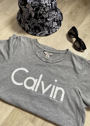 Футболка calvin klein