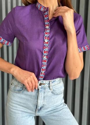 Фиолетовая рубашка из льна с вышивкой размер m