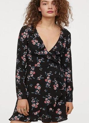 Чорна сукня з квіточками h&m