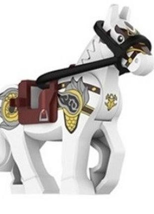 Конструктор фигурка средневековый рыцарский конь лошадь