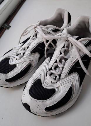 Кросівки adidas