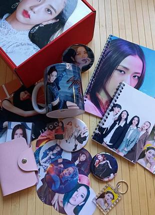 Большой подарочный бокс на 12 предметов ким джису black pink блек пинк