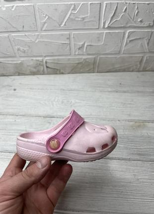 Crocs elefanten