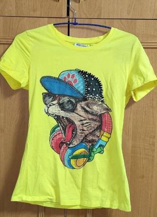 Футболка яркая р. s-m