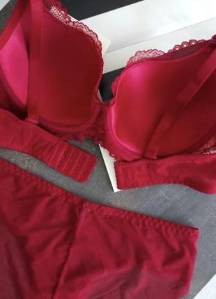 Комплект нижньої білизни бордовий