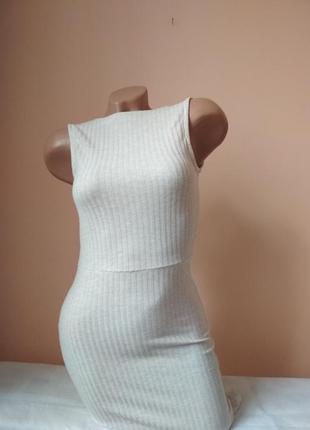 Платье рубчик с открытой спиной 42/44 размер.