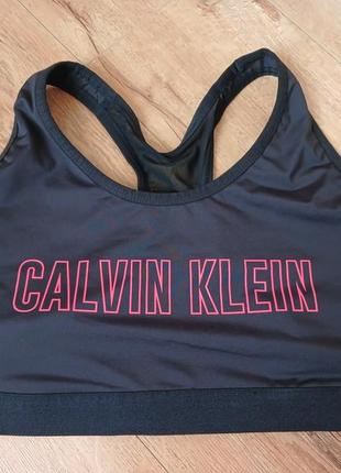 Топ calvin klein. l