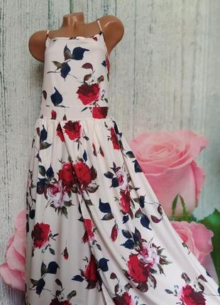 Длинное платье с розами