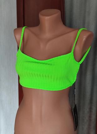 Новий яскравий топ plt prettylittlething