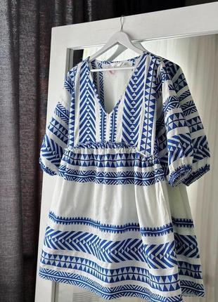 Платье с вышивкой accessorize