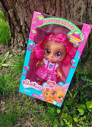 Большая кукла кидди кидс берри клубничка kindi kids scented sisters berri d'lish