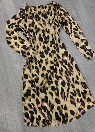 Платье шелковое леопард
