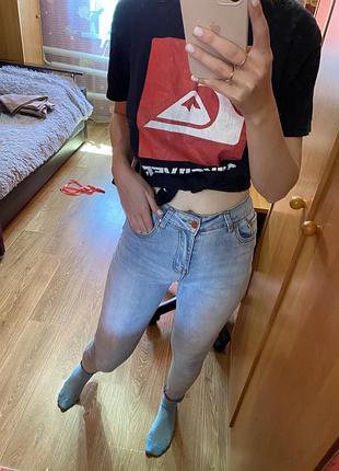 Джинсы скинни