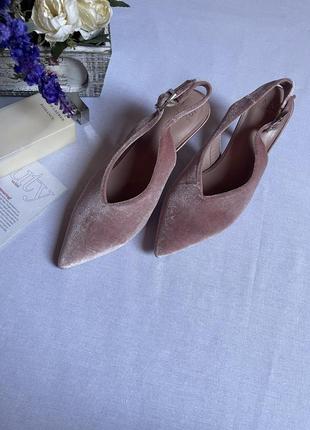 Пудрові, велюрові слінгбеки від mark&spensers