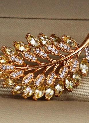 Брошь xuping jewelry осиновый листок золотистая