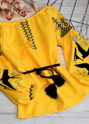 Вишиванка ластівки