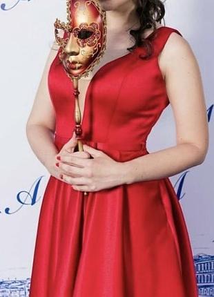Платье на выпускной lanovia couturier красное