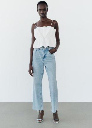 Укороченные джинсы zara