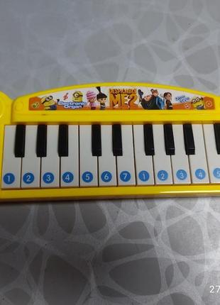 Музыкальное детское пианино