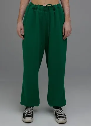 Спортивні штани джогери оверсайз зелені keepstyle