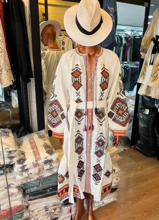 Колоритна сукня вишиванка з поясом, українська вишиванка, етно плаття міді з вишивкою