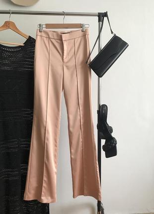 Сатинові штани брюки розклешені