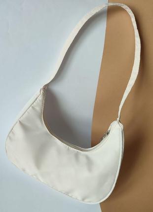 Компактна молочна нейлонова сумочка
